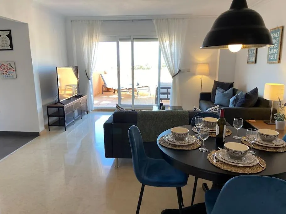 Casa Iberico An Idyllic Penthouse In Marbellaアパートメント アパート マルベーリャ